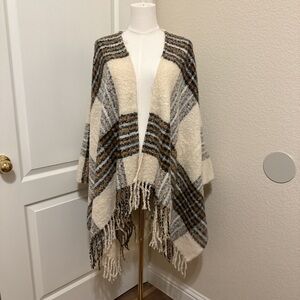 Forever 21 Cream and Brown Patterned Poncho